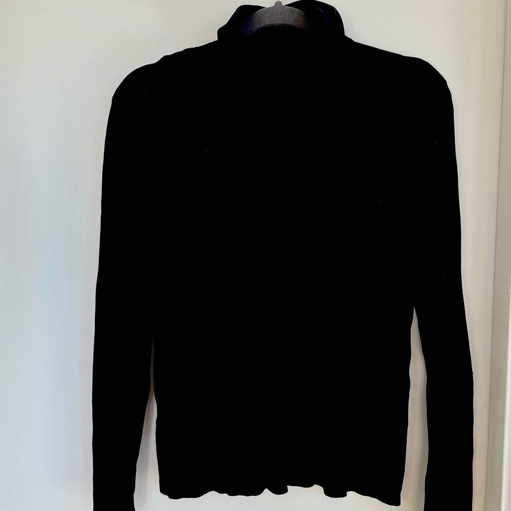 100% silk black turtleneck Ellen Tracy
